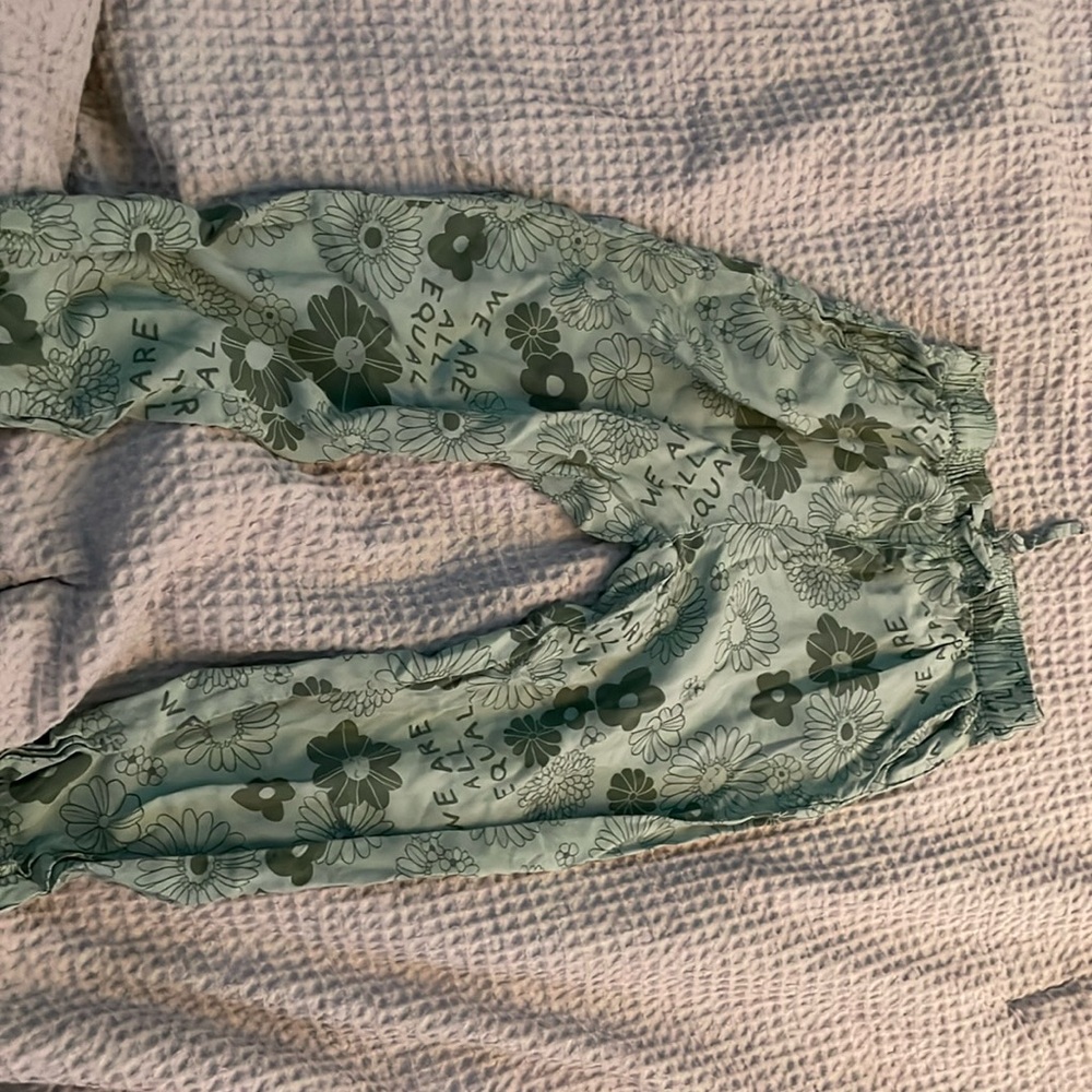 H&M green joggers